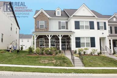 Main picture of 387 Carriage House Ln