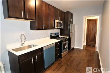 Main picture of 5304 N Ashland Ave