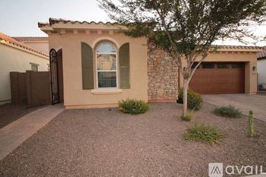 Main picture of 2150 E Geronimo St