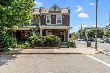 Main picture of 1 N Stafford Ave