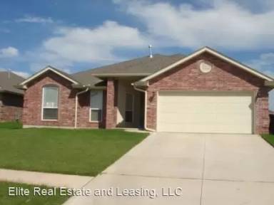 Main picture of 1604 Meadow Run Dr