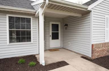 Main picture of 2611 Manchester St