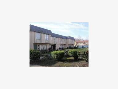 Main picture of 292 Grecia Ct