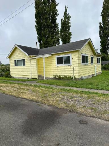 Main picture of 35073 4th Ln