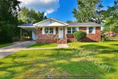 Main picture of 101 Shagbark Ave