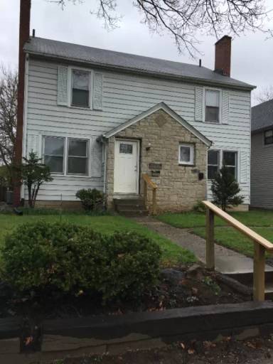 Main picture of 158 W Lakeview Ave