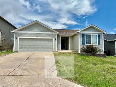 Main picture of 1180 Legend Oak Dr