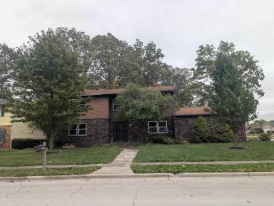 Main picture of 1097 Esther Blvd