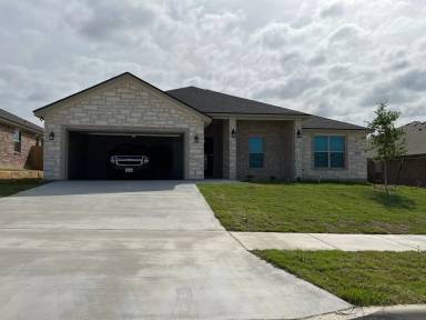 Main picture of 8504 Platinum Dr