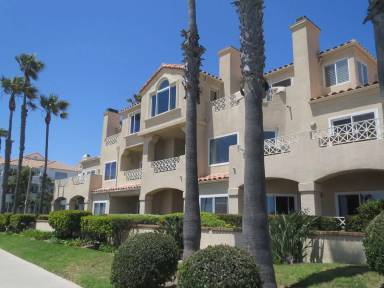Main picture of 900 Pacific Coast Hwy