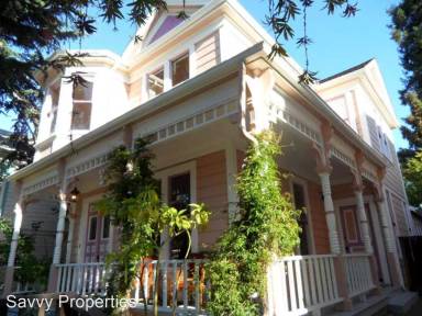 Main picture of 2033 Hearst Ave