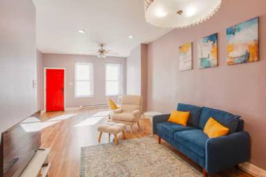 Main picture of 2647 Oakford St