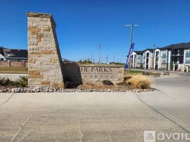 Main picture of 604 Trinity Park Trl