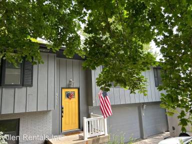 Main picture of 322 Windsor Dr