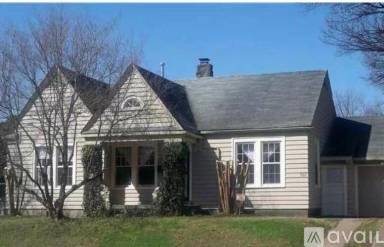 Main picture of 753 N McLean Blvd