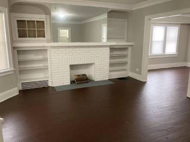 Main picture of 983 E 128th St