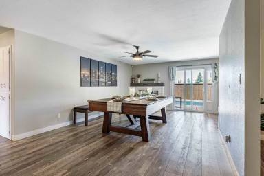 Main picture of 1941 Carleton Dr