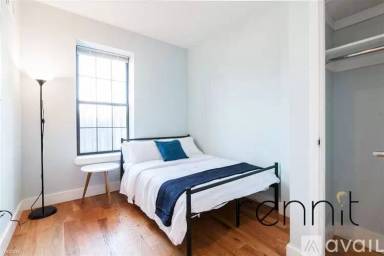 Main picture of 137 Albany Ave