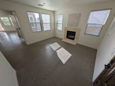 Main picture of 520 Ivy Spring St