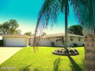 Main picture of 2696 Elm Dr NE