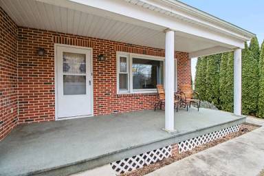 Main picture of 12 Carlisle Rd