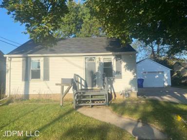 Main picture of 1311 N Charlotte St