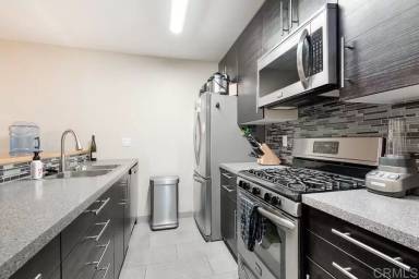 Main picture of 1605 Hotel Cir S