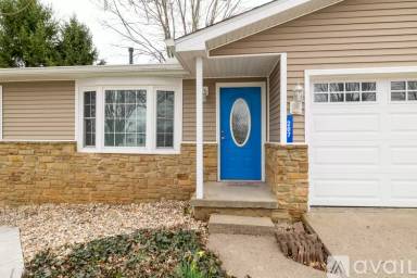Main picture of 207 S Ridge Springs Ln