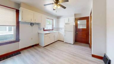 Main picture of 1377 Nichols Ave
