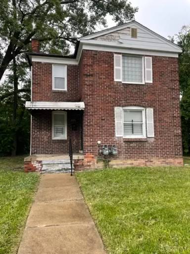 Main picture of 2935 Ewald Cir