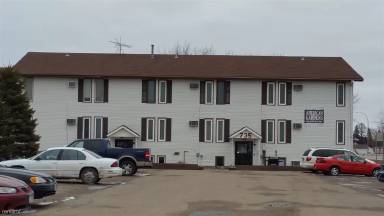 Main picture of 735 Center Ave W