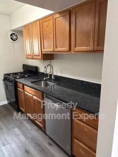 Main picture of 2110 N Culpeper St