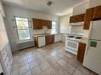 Main picture of 41 Parker Hill Ave