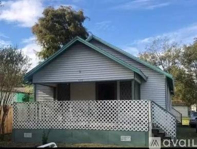 Main picture of 803 Virginia St