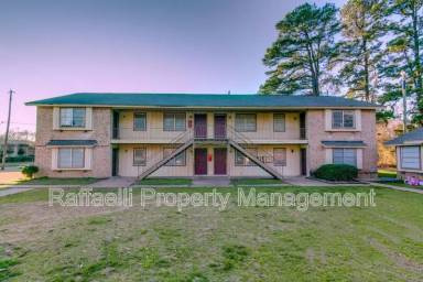 Main picture of Chateau Apartments