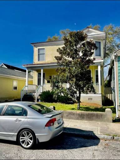 Main picture of 15 Dingle St