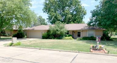Main picture of 12 Liberty Cir