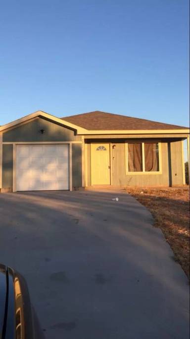 Main picture of 2311 Cedar Ave