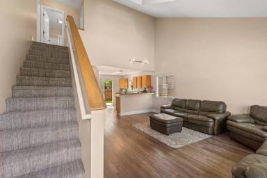 Main picture of 306 Golden Valley Dr