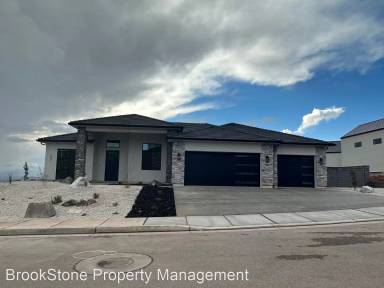 Main picture of 991 N Grand Heights Dr
