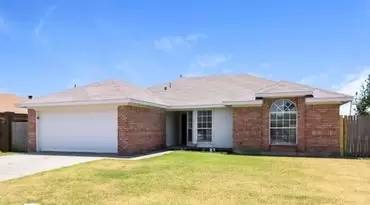 Main picture of 404 Ridge Dr