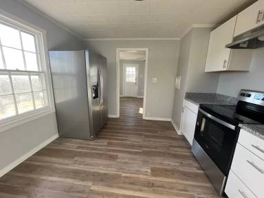 Main picture of 1110 Northside Rd