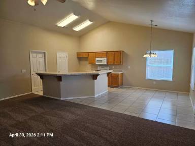 Main picture of 1630 E Knight Ct