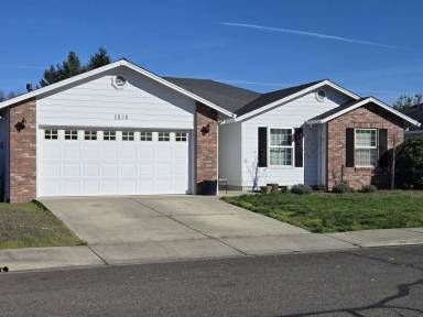 Main picture of 1826 Northwood Dr