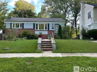 Main picture of 11506 Mapleview Dr