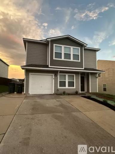 Main picture of 136 Dormont Dr NE