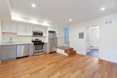 Main picture of 859 Vallejo St