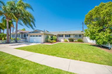Main picture of 1242 Conway Ave