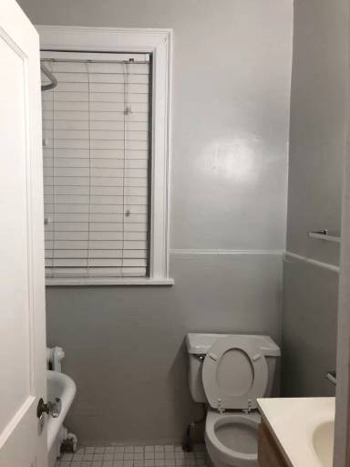 Main picture of 1809 20th St NW