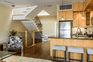 Main picture of 252 Newbury St